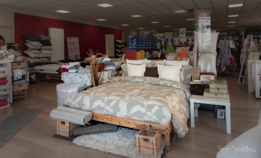 Letto e panoramica interni Dani